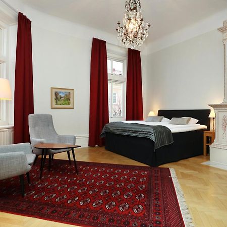 First Hotel City Eskilstuna Bagian luar foto