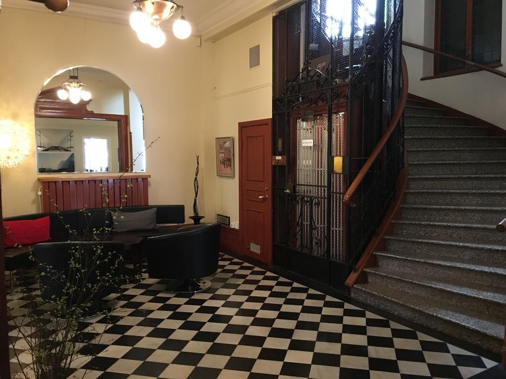 First Hotel City Eskilstuna Bagian luar foto