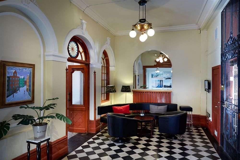 First Hotel City Eskilstuna Bagian luar foto