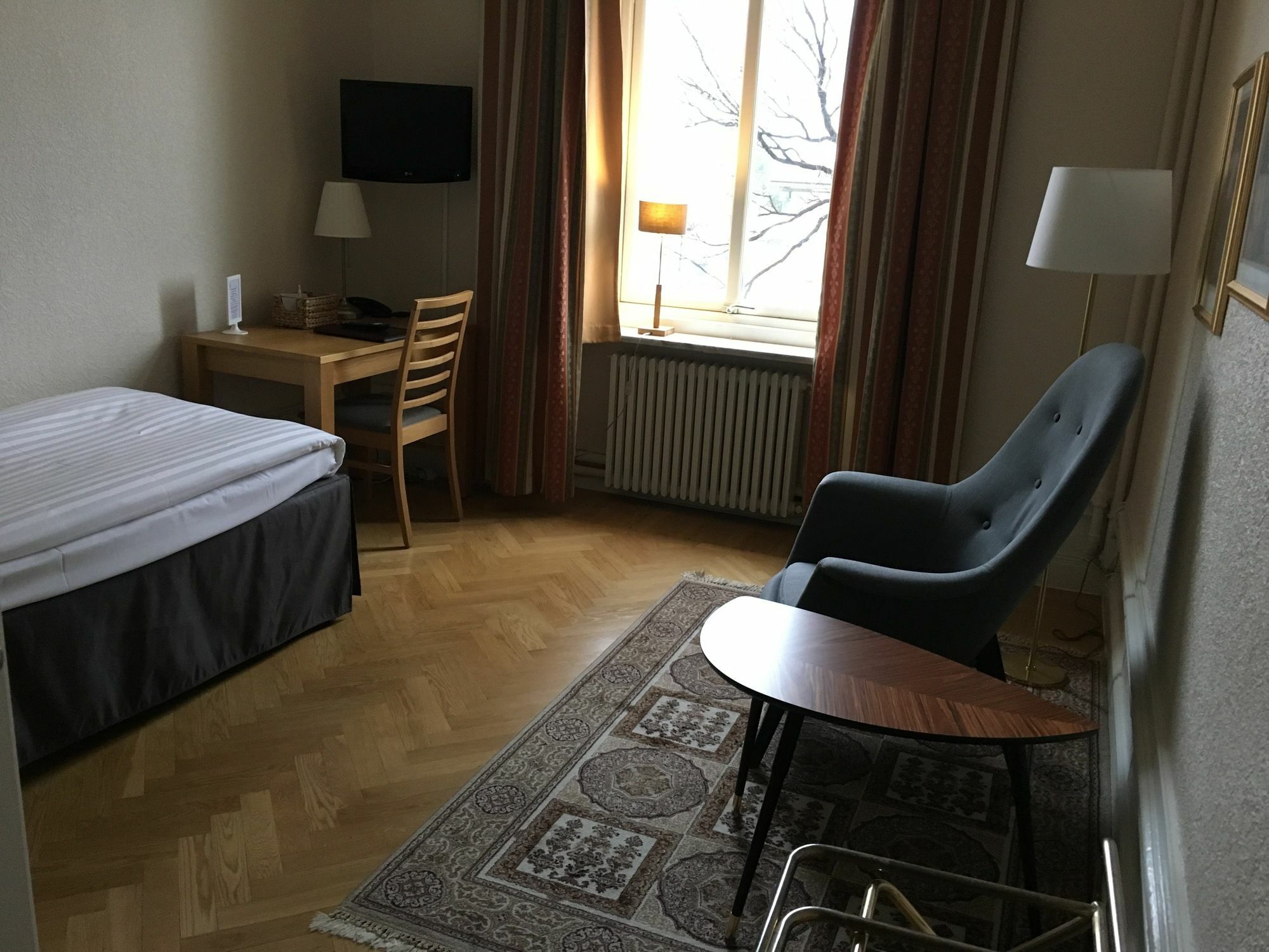 First Hotel City Eskilstuna Bagian luar foto