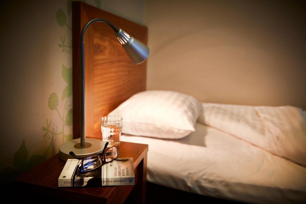 First Hotel City Eskilstuna Bagian luar foto